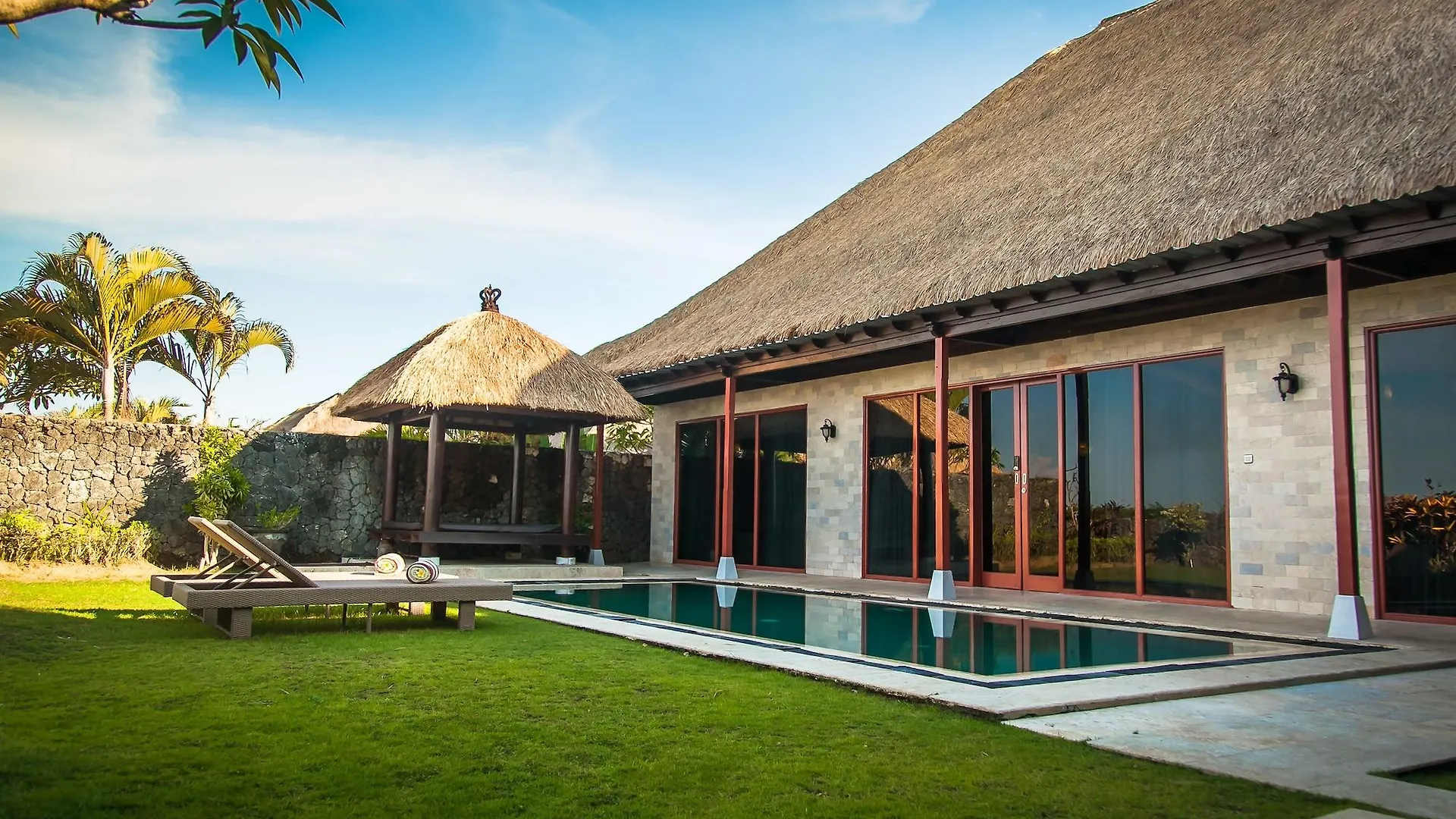 Royal Pool Villa Bali Nusa Dua (Bali)