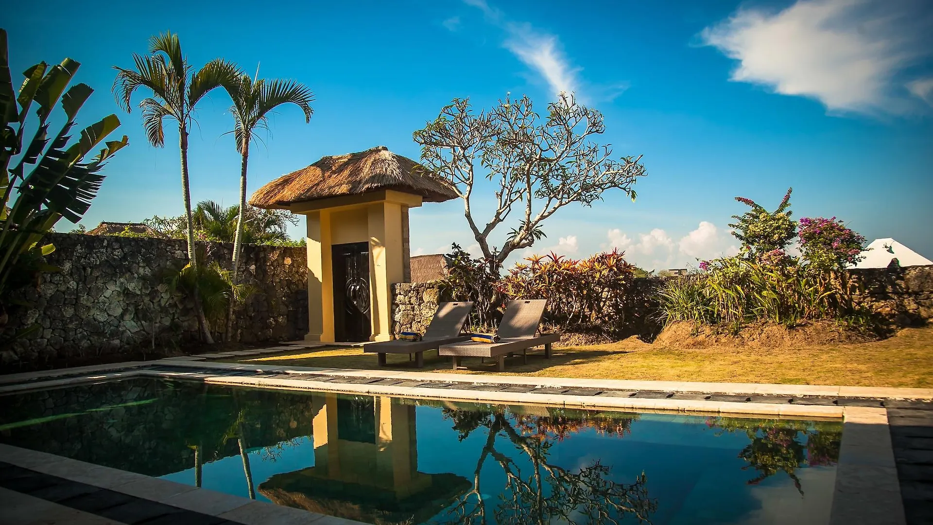 Royal Pool Villa Bali Indonesia