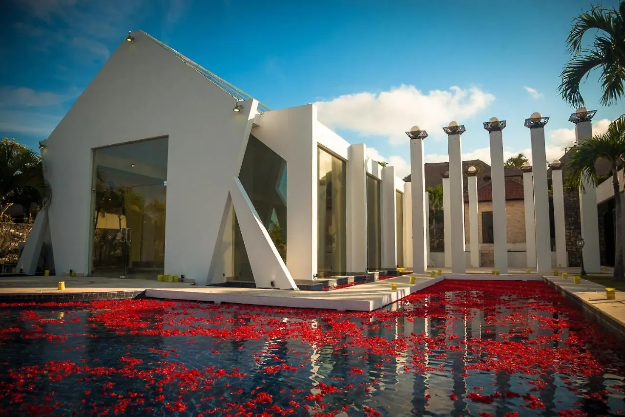 Royal Pool Villa Bali Indonesia