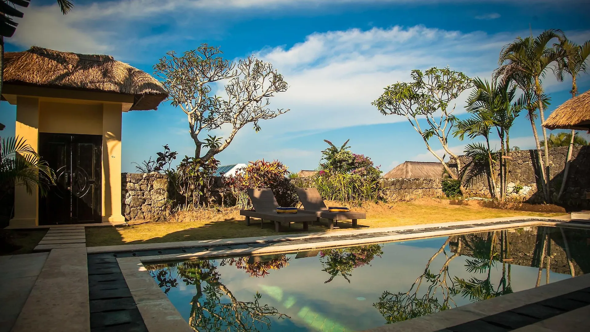 Royal Pool Villa Bali